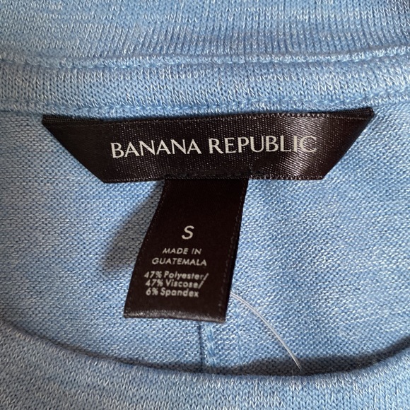 Banana Republic Chambray Top. Size S. - Picture 2 of 5